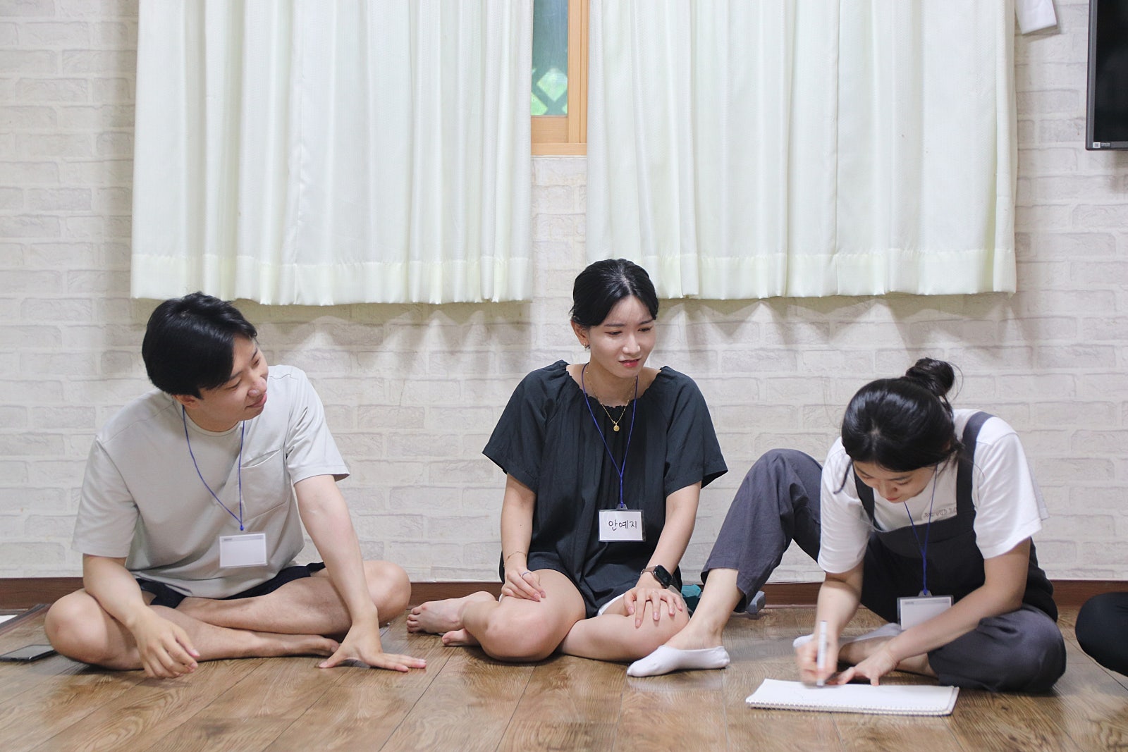 릴레이 그림으로 말해요