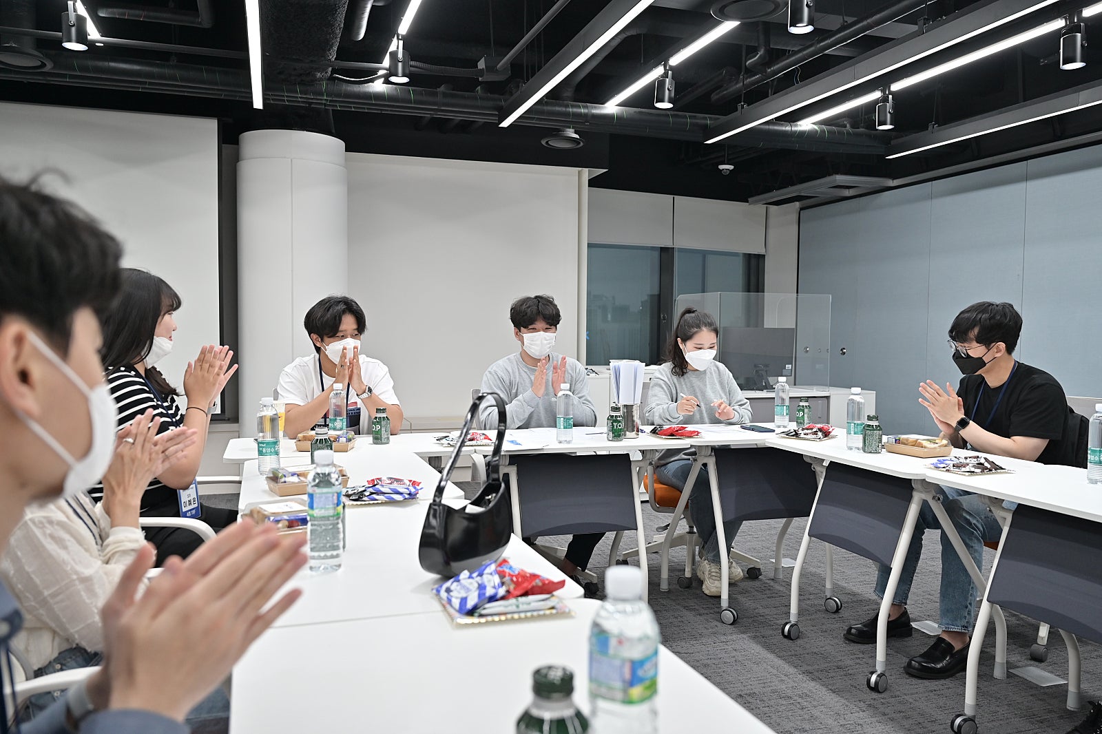 서로에 대해 질문하는 시간 3